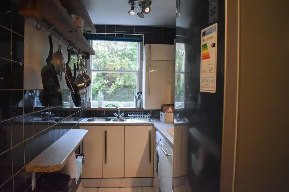 Bright and Cosy 1 Bedroom Flat near the Train Station