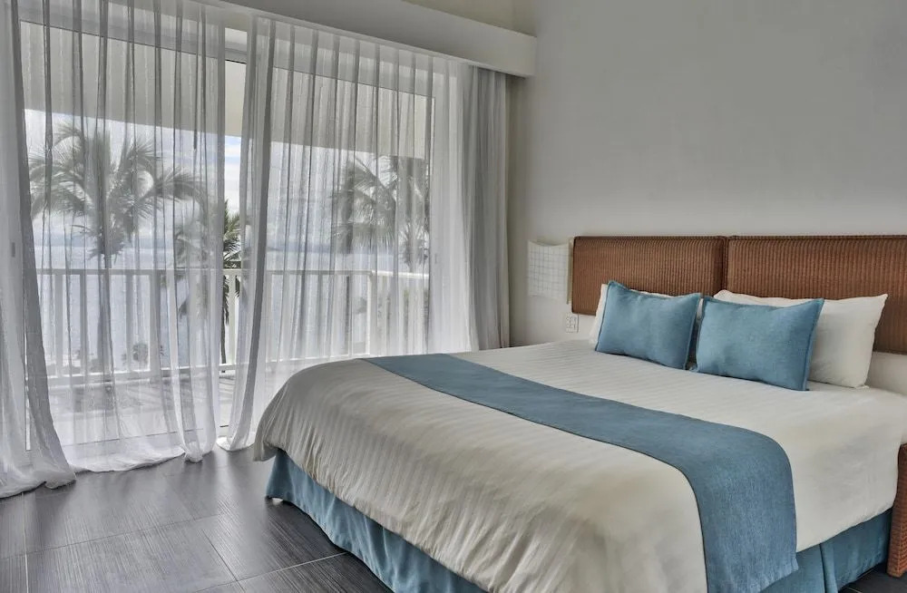 Blue Bay Vacation Rentals At Vista Mare
