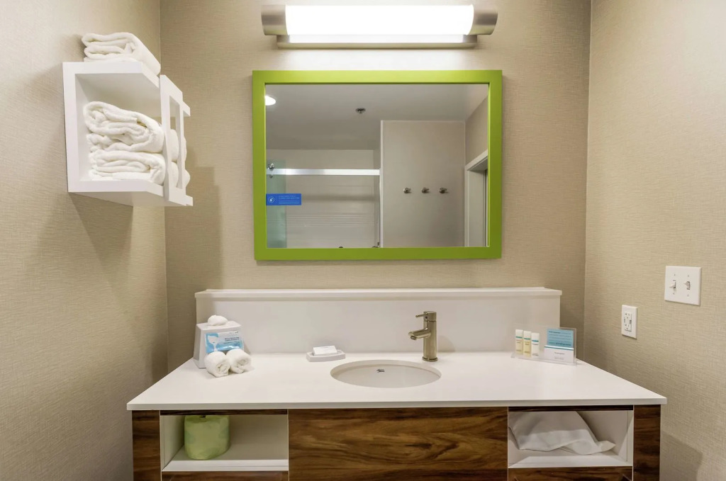 Hampton Inn Madison, OH