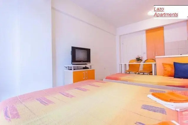 Lazos Apartments