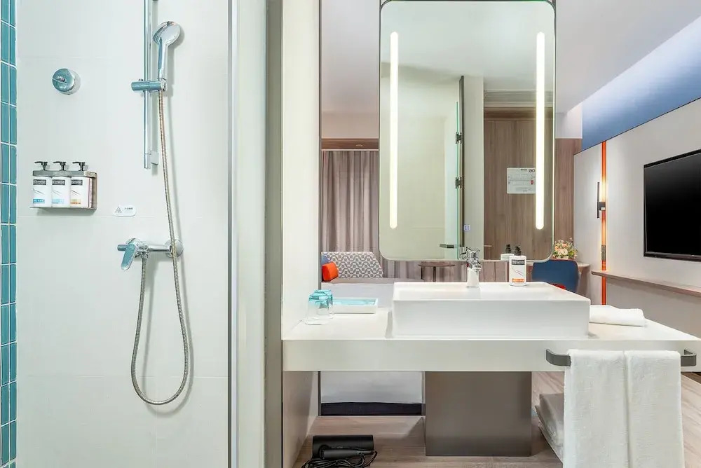 Holiday Inn Express Xian North Station by IHG