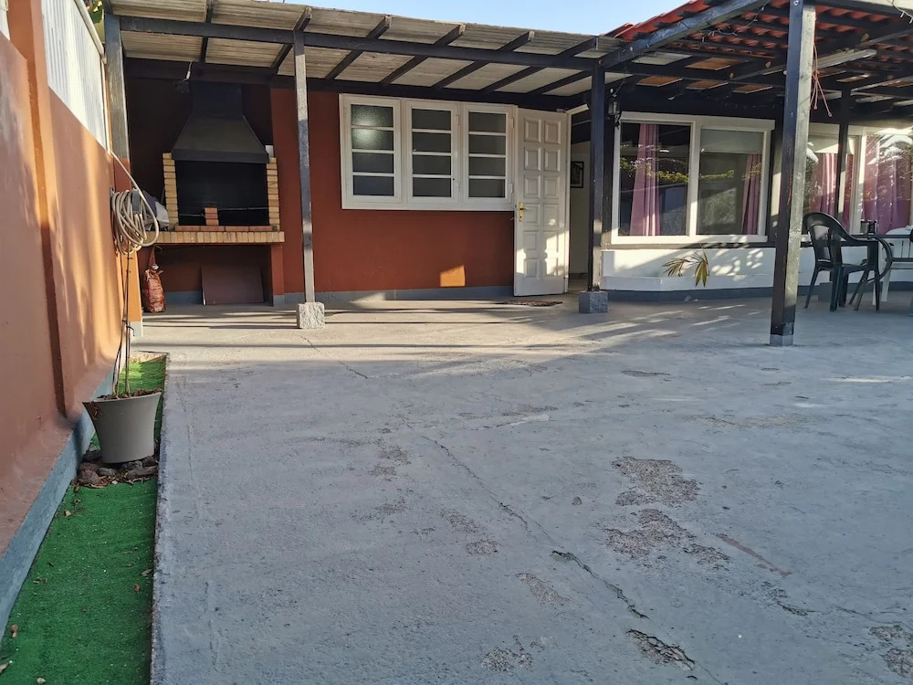 Nelidas Pri. Bungalow Pool & wifi free.