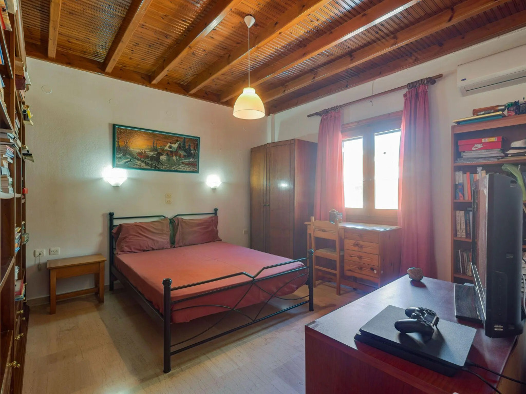 Simplistic Villa in Korfu near Seabeach