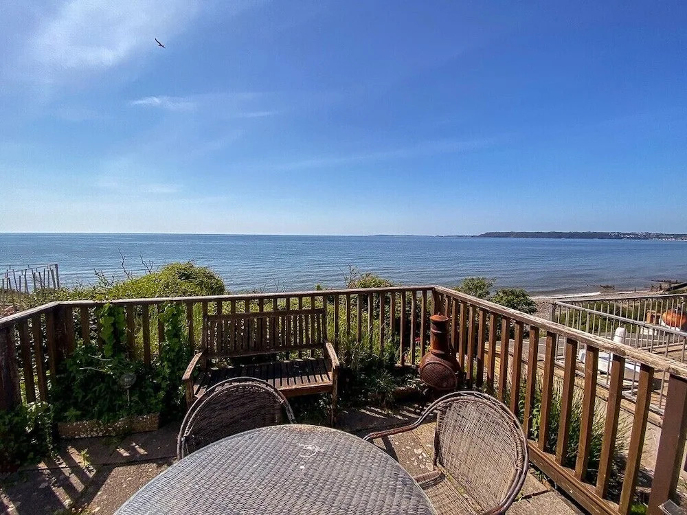 12 Waters Edge Chalet, Amroth