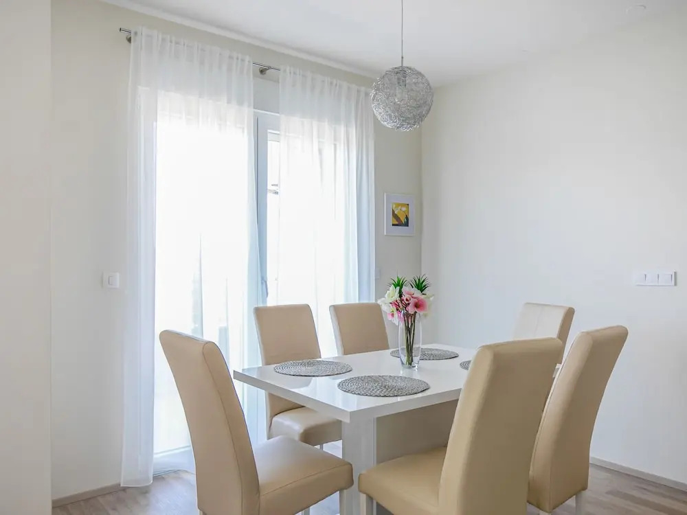 New Modern Apartment With Private Terrace Near the Beach