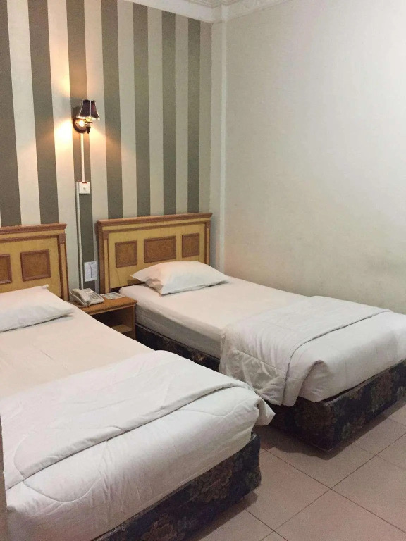 Hotel Diana
