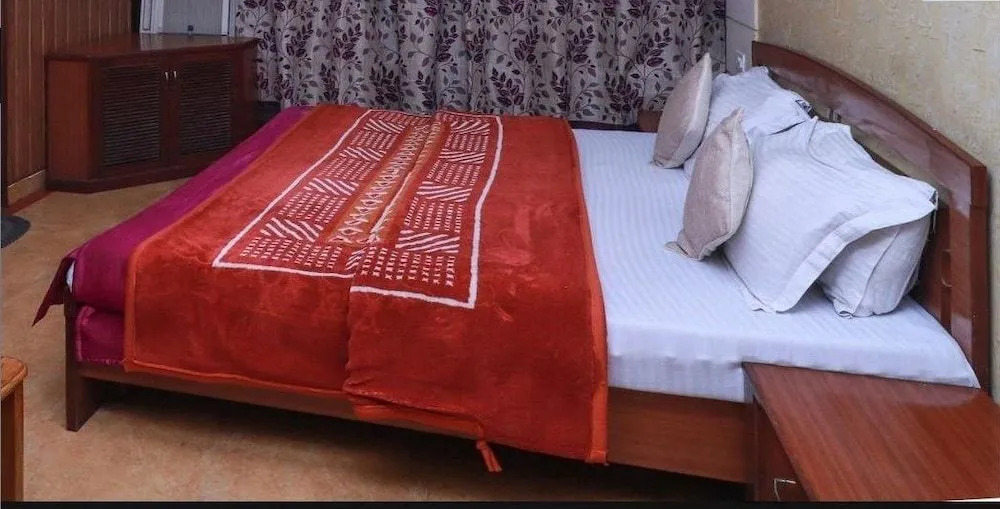 Hotel Sukh Sagar 44