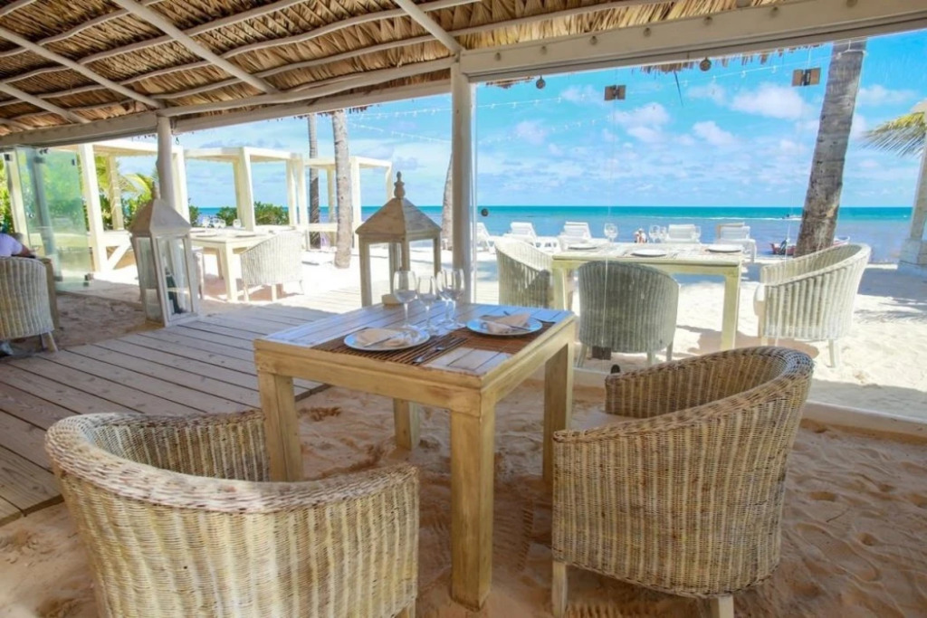 Chateau del mar