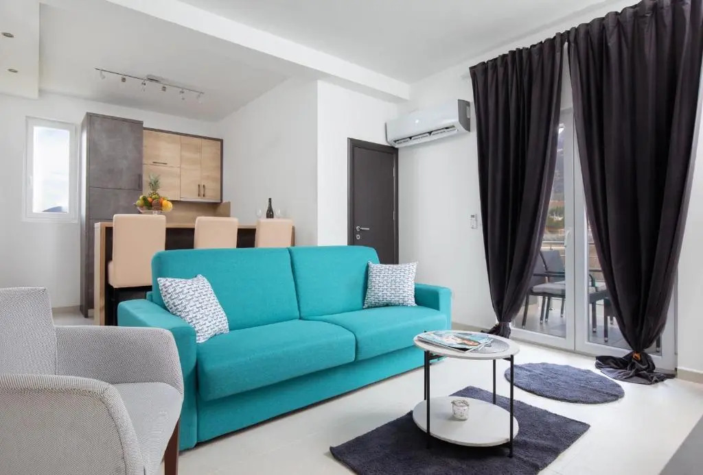 Tramonto Apartments