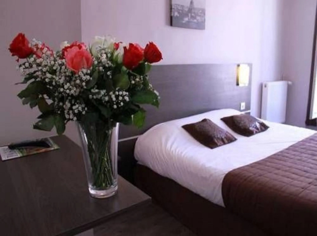 Jeff Hotel