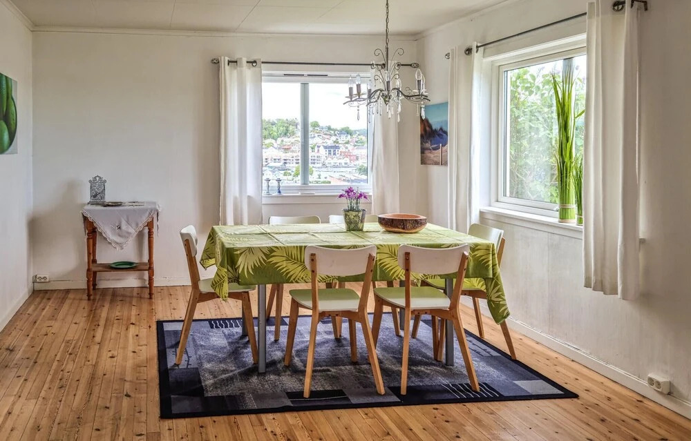 Awesome Home in Grimstad With Wifi and 4 Bedrooms