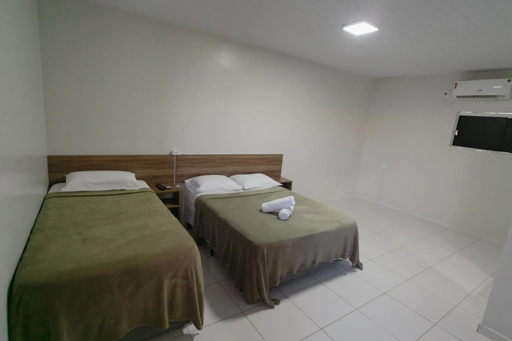 Hotel Verde Mares