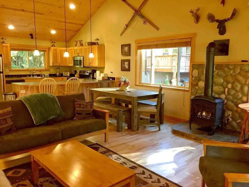 65GS - Hot Tub - Wi-Fi - Pets Ok - BBQ - Sleeps 10