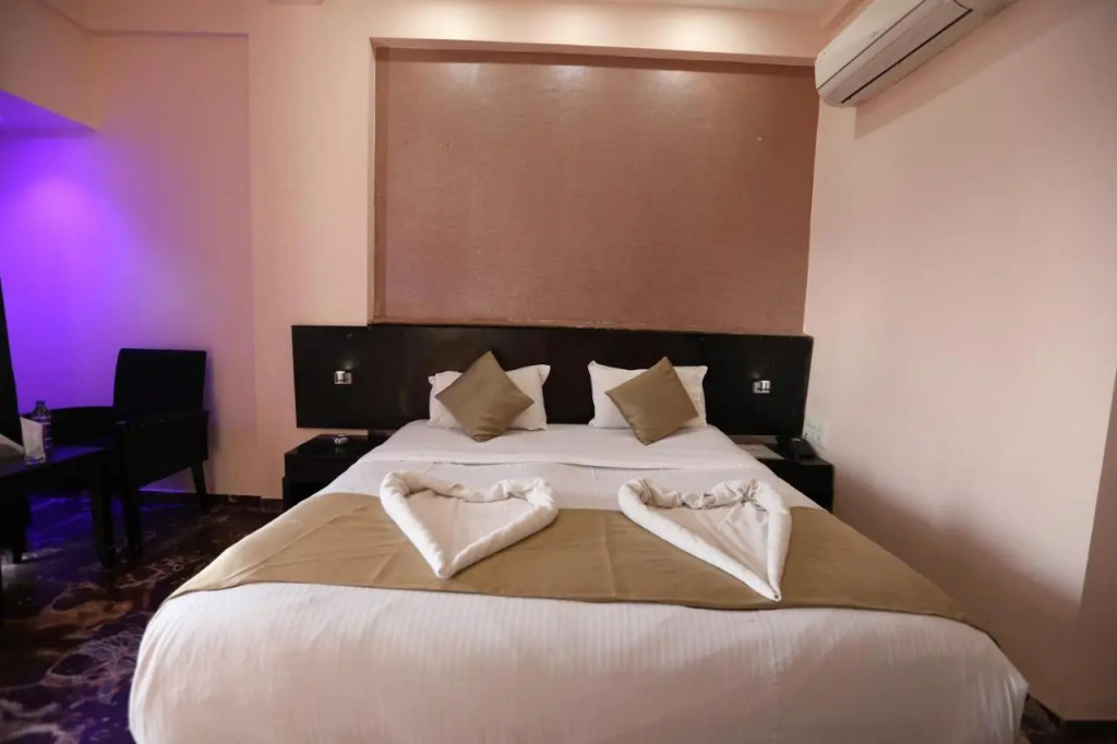 Hotel Aristro Lonavala
