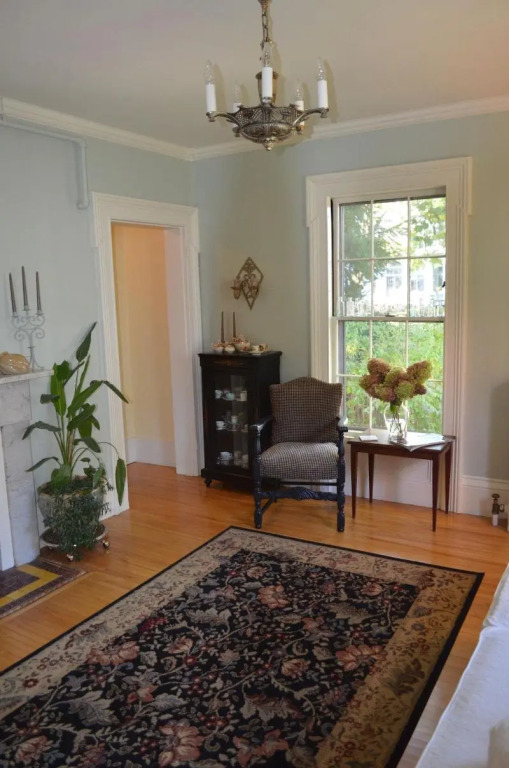 Benjamin F. Packard House Bed and Breakfast