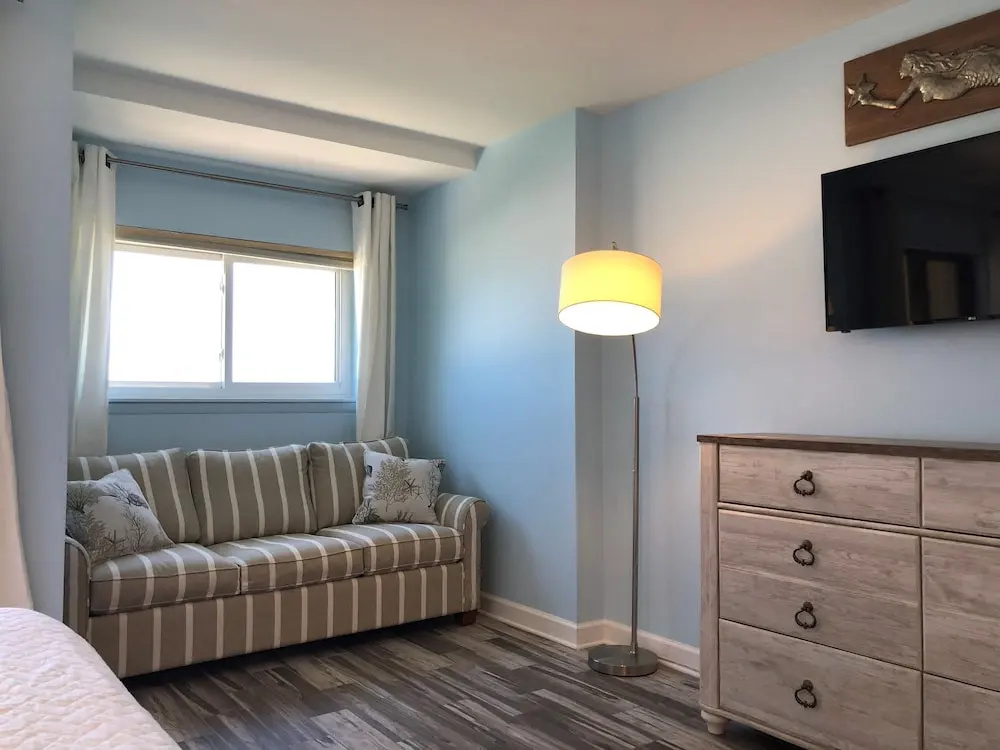 Royal Gulf Beach & Racquet Club #5102 Studio Bedroom 1 Bathroom Condo
