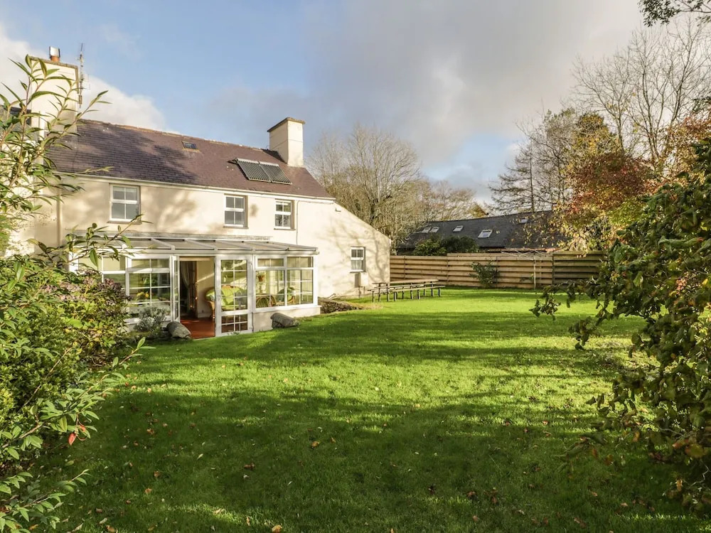 Ynys Pandy, Garndolbenmaen
