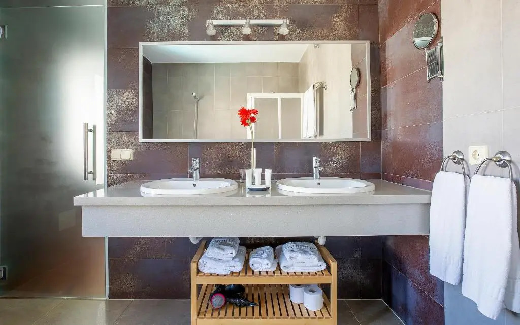 Villa Caletas Teguise - A Wonderful 3 Bedroom Villa - Perfect For Families