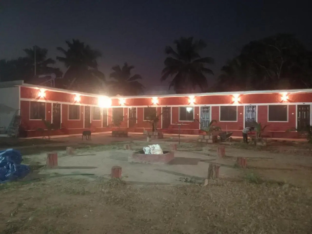 Manan Beach Resort