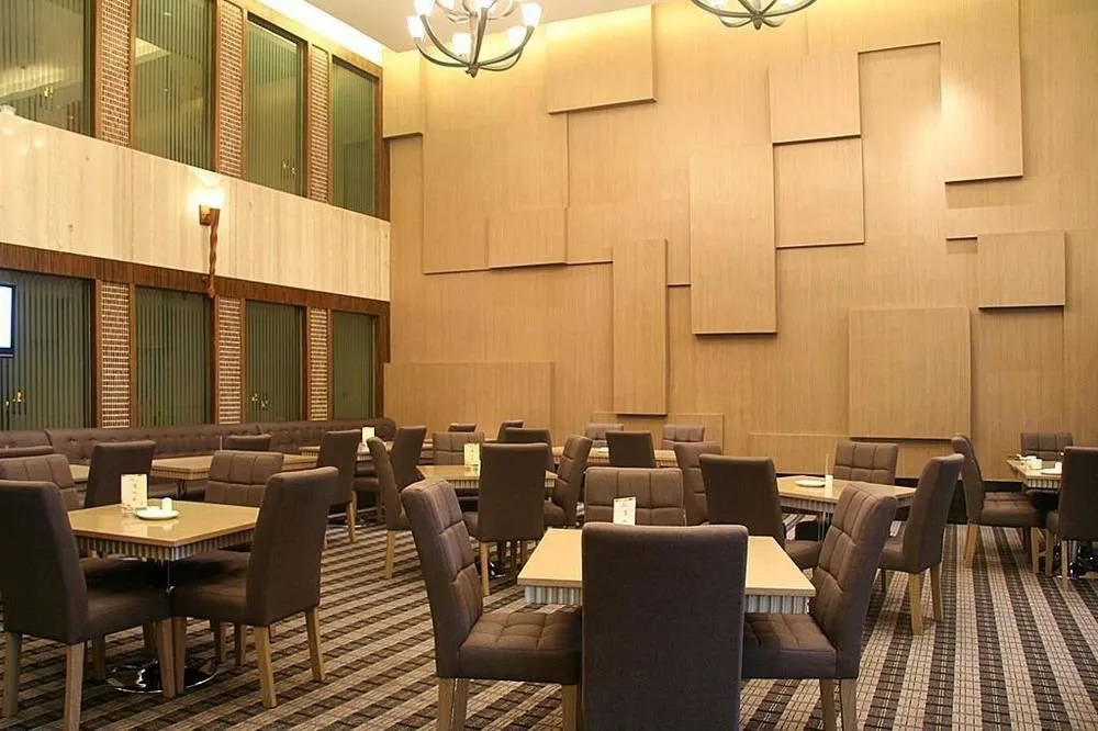 Jufeng Hotel