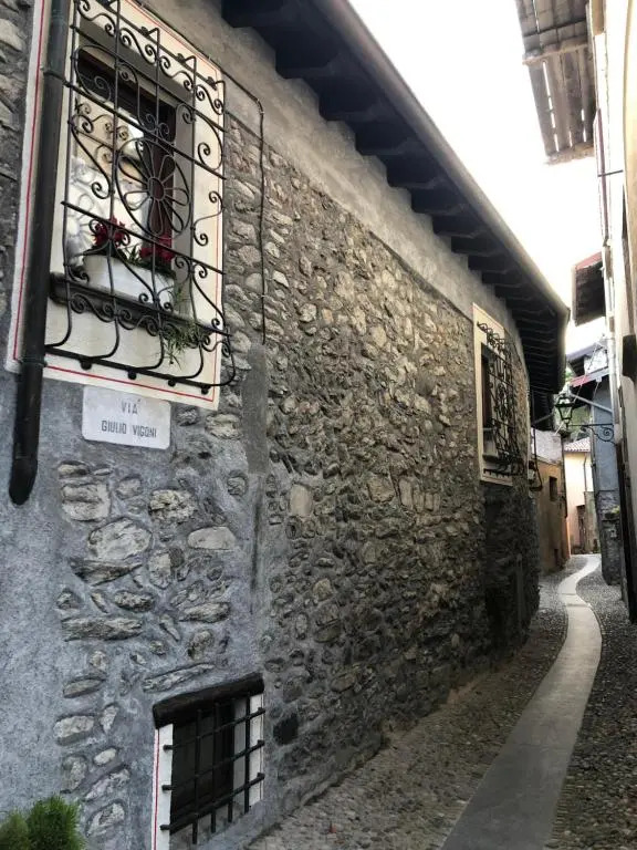 Charming Apartment in Menaggio Old Town