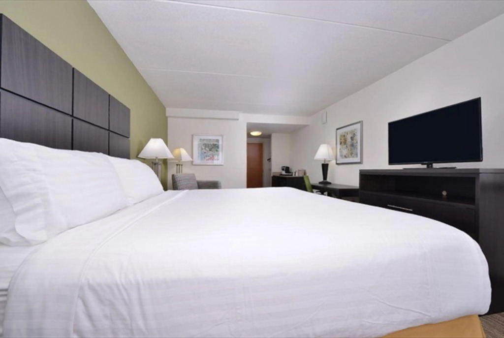 Holiday Inn Express Hotel & Suites Mooresville - Lake Norman by IHG