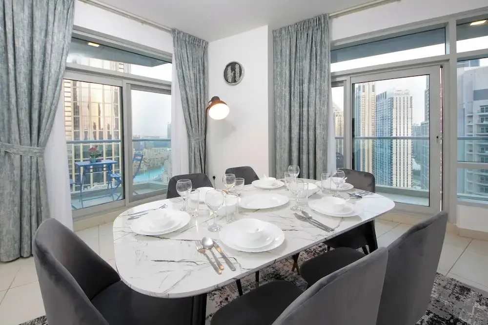 City Views, Pool & Gym Near Iconic Burj Khalifa