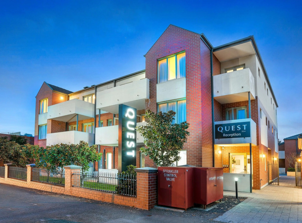 MainStay Suites Kew