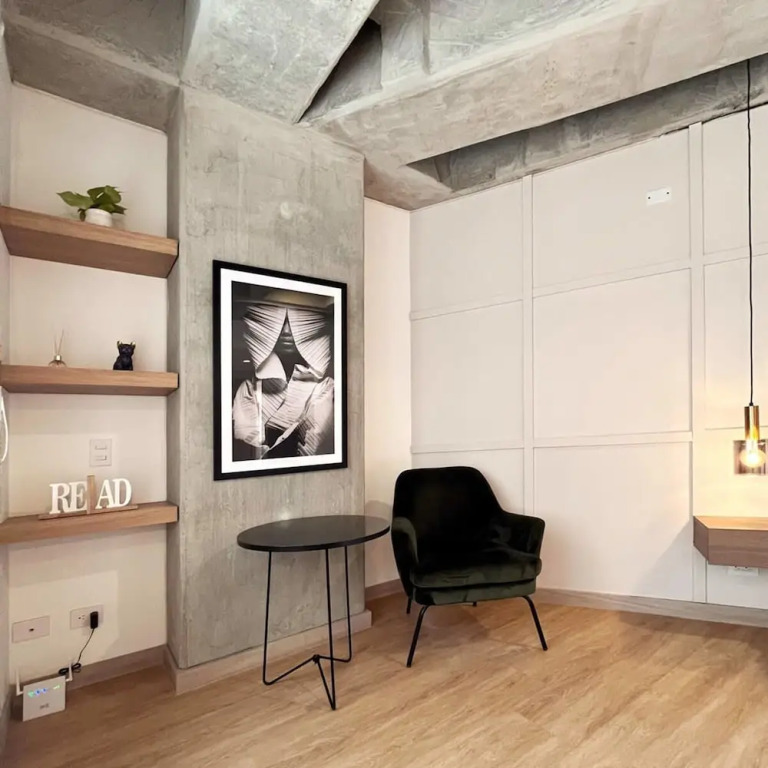 Bright Loft in Laureles