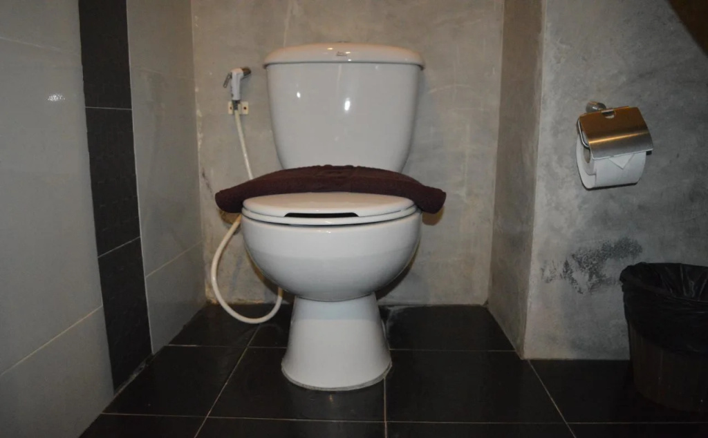 B Square Hotel