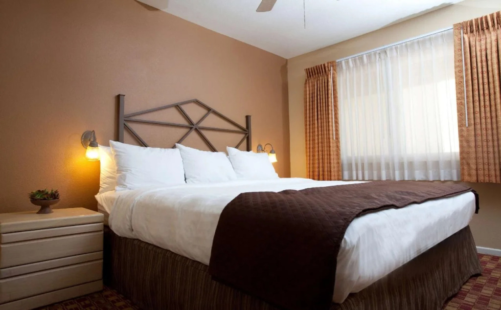 Red Lion Inn & Suites Cathedral City