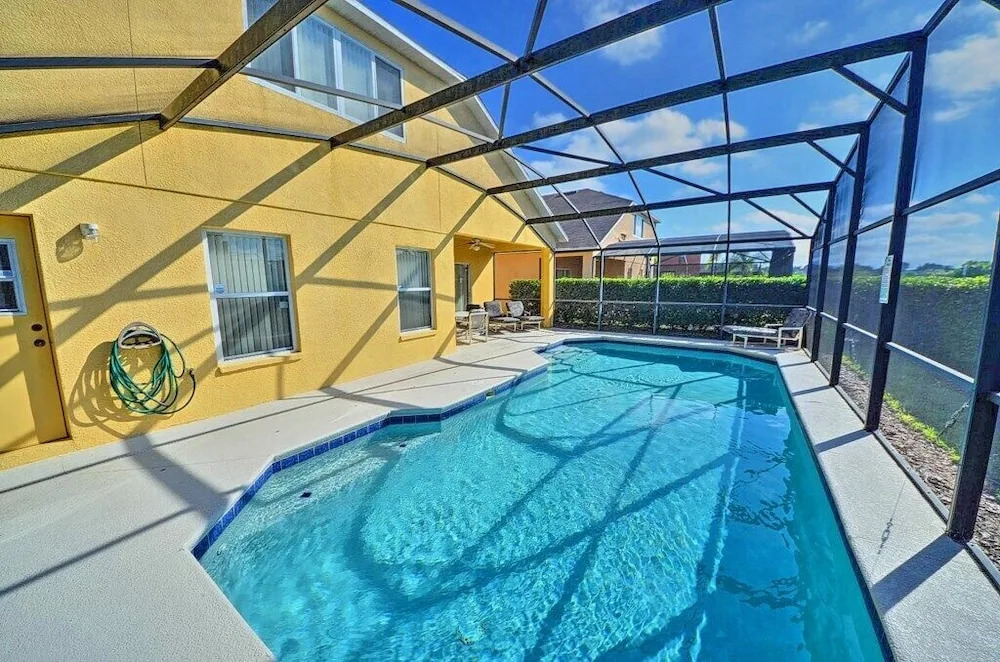 Gorgeous Silver Creek 5 Bedroom Home