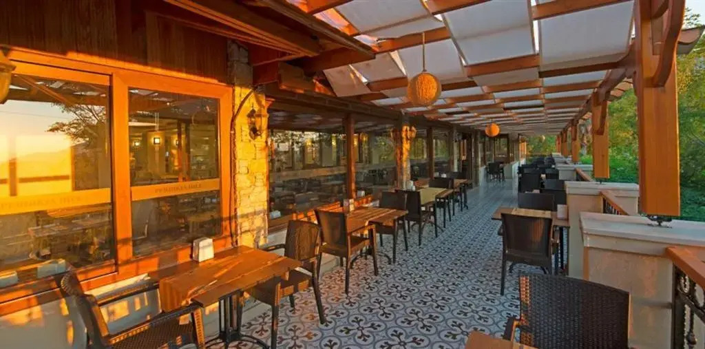 Perdikia Hill Hotel And Villas