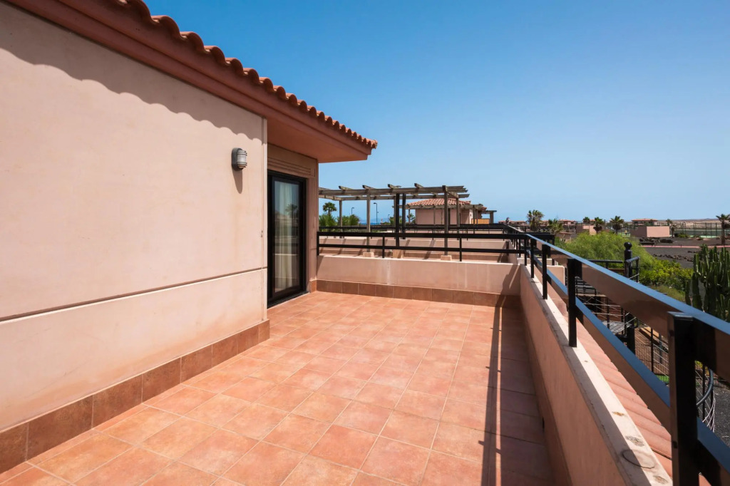 Home2Book Charming Casa Tara
