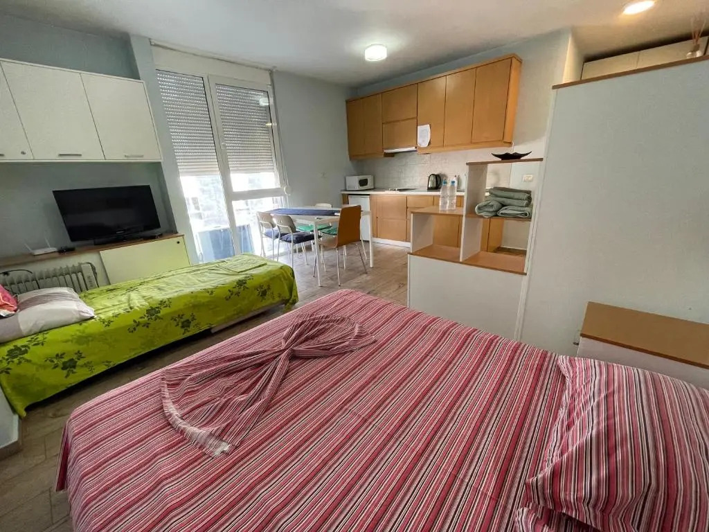Enjoy Travel Cute Studio Apartment