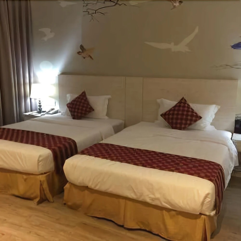 Royal Marina Hotel