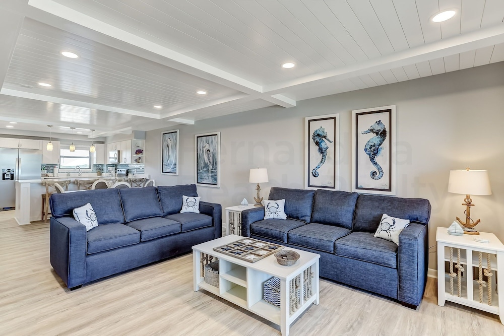 782 Amelia by the Sea
