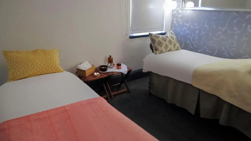 La Pensione Hotel