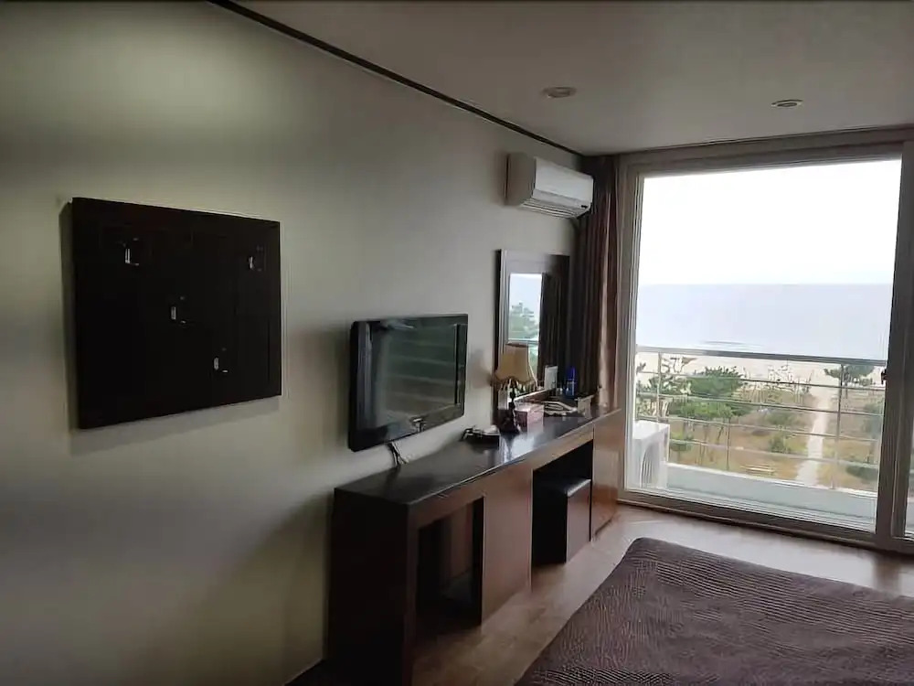 Pine Beach Condotel