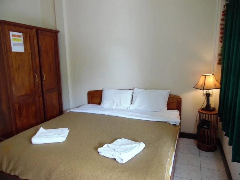 Dok Ban Hotel