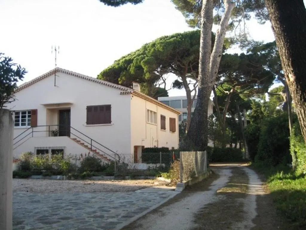 Appartement Hyères, 2 pièces, 4 personnes - FR-1-335-55