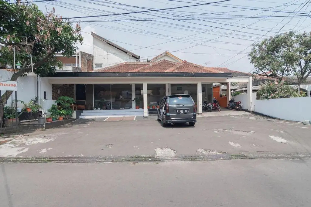 Formerly RedDoorz near Exit Tol Pasteur