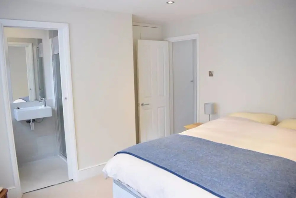 Cosy 2 Bedroom Home in Hammersmith