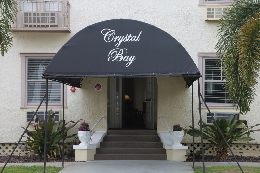 Crystal Bay Historic Hotel