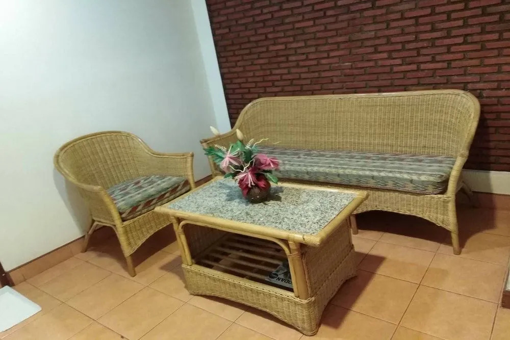 OYO 897 Ansu Hotel