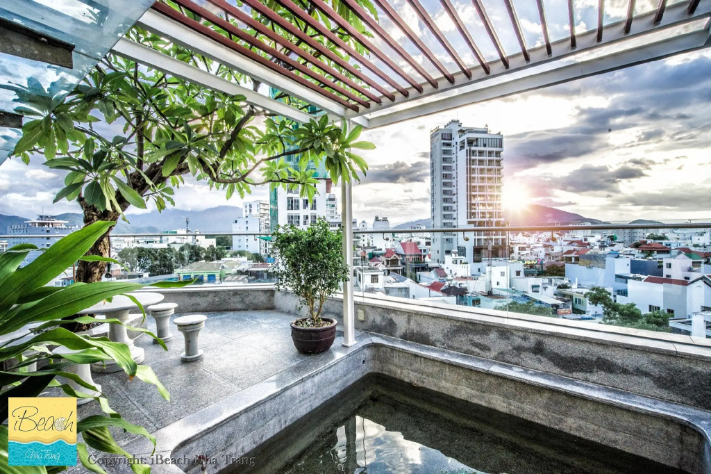 iBeach Building