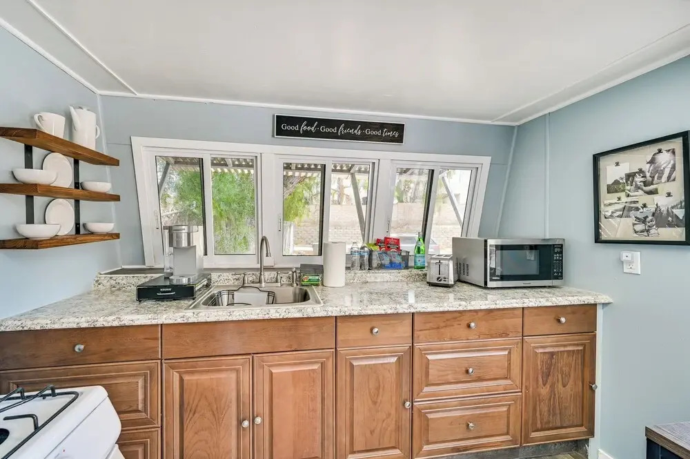 Low-key Poway Home ~ 20 Mi to La Jolla & San Diego