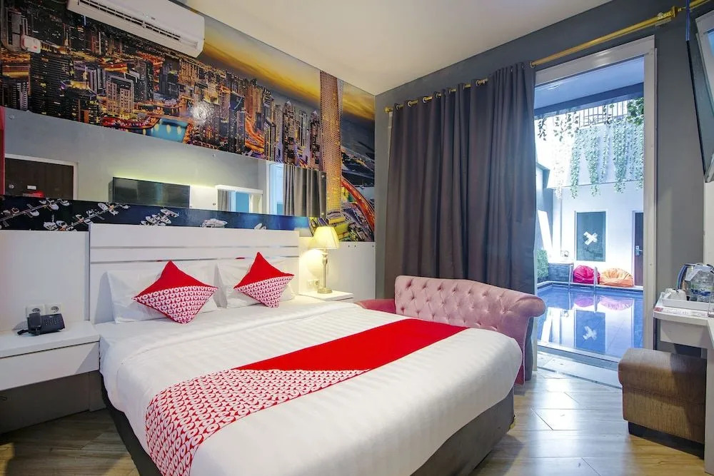 OYO 1057 Premier Guest House