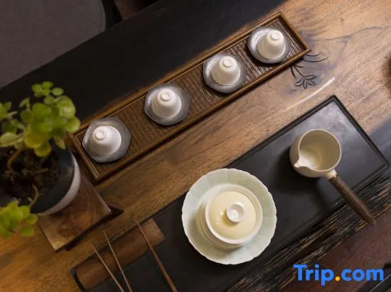 Xuli Qiaoge Boutique Hostel