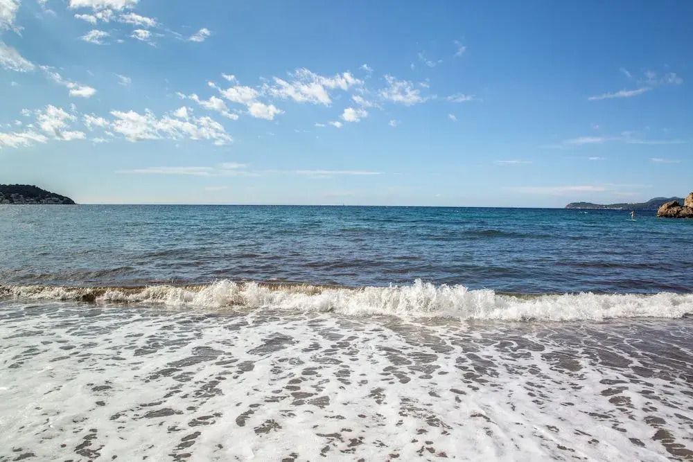 Villa Vue Mer La Californie – Face aux îles d’Or